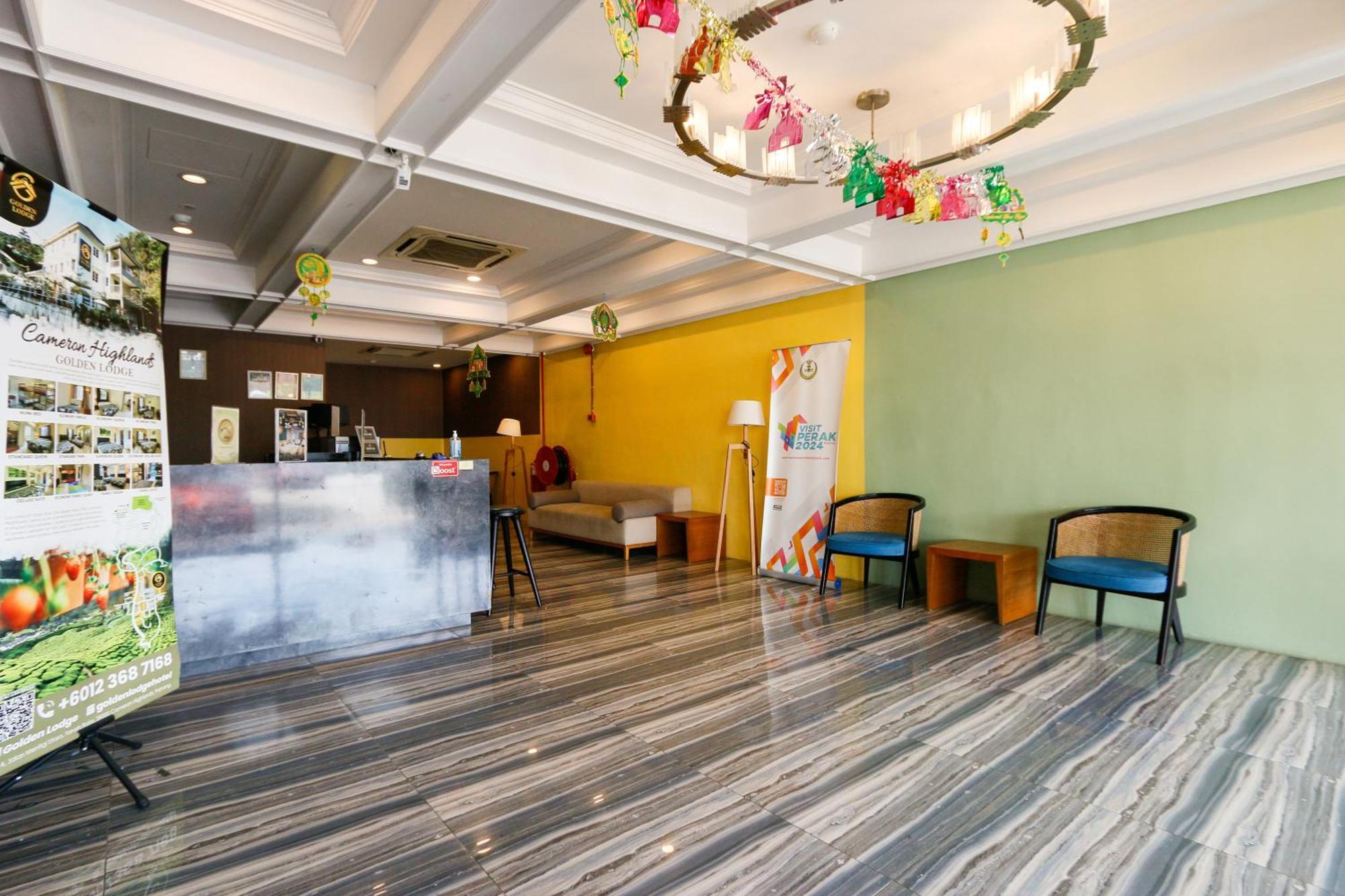 Golden Roof Hotel, Seri Iskandar Exterior foto